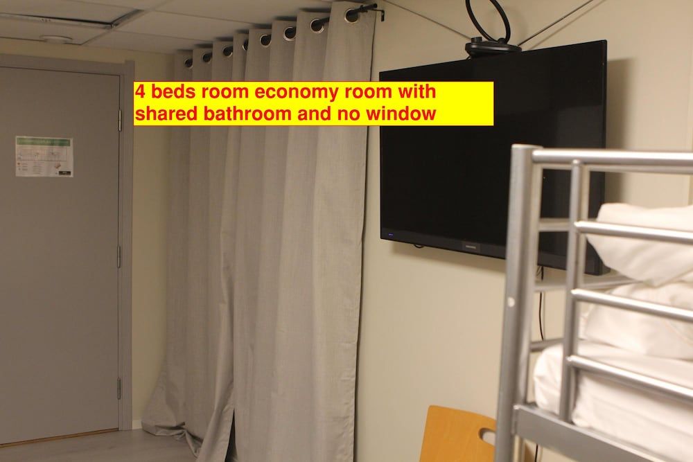 Hotell Bromma Economy Quadruple Room (shared bathroom, no windows) 8