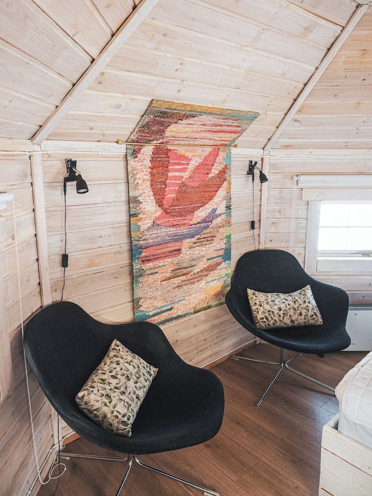 Camp Alta Kiruna Cabin D3, garden view 12