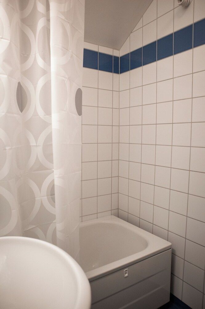 Säffle Suites - By Svaneholm Hotel Family Apartment, Garden View 16