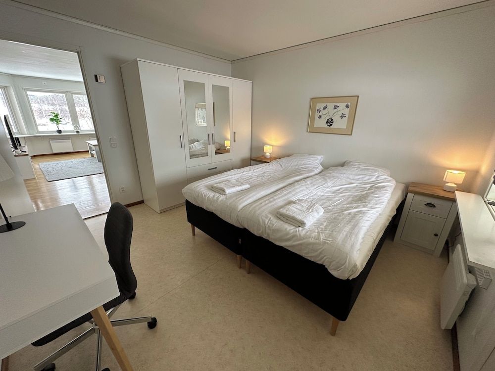 Amerikavägen Apartments Comfort Apartment, Balcony, Canal View 3