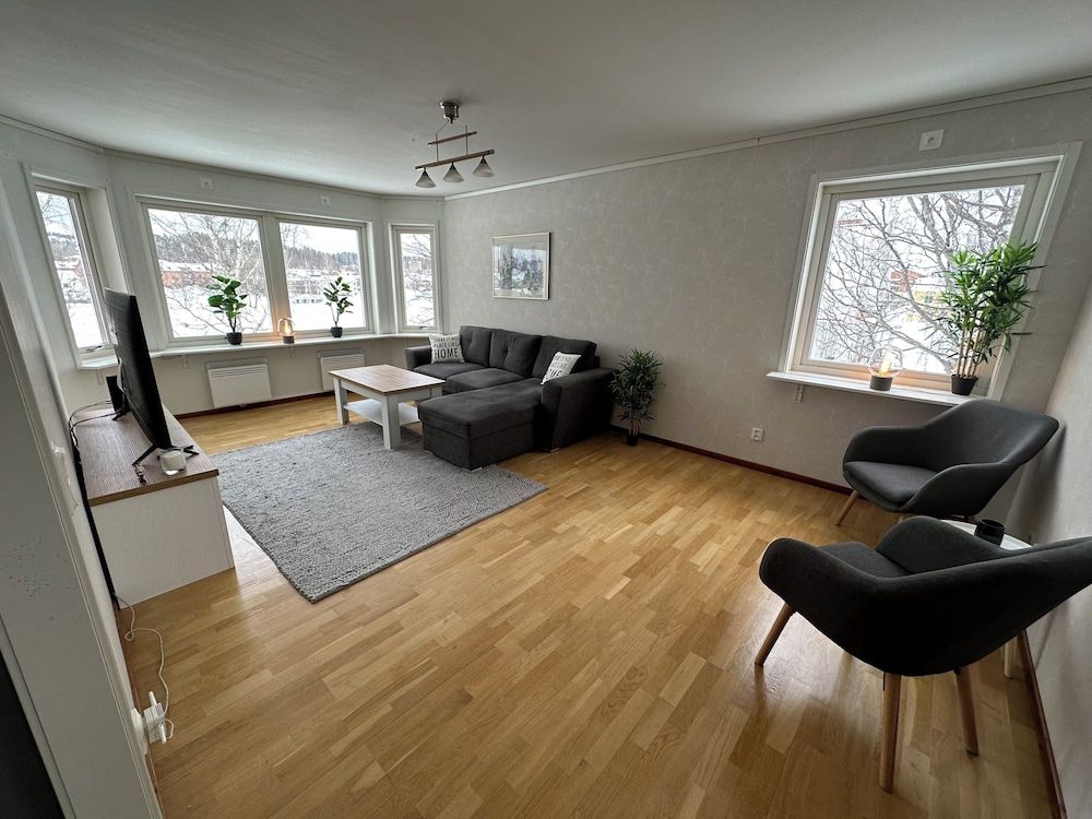 Amerikavägen Apartments Comfort Apartment, Balcony, Canal View 8