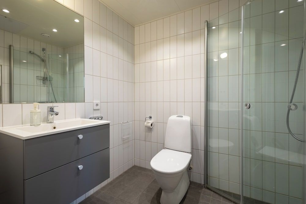 Injoy Premium Hotel Uppsala Luxury Double Room 16