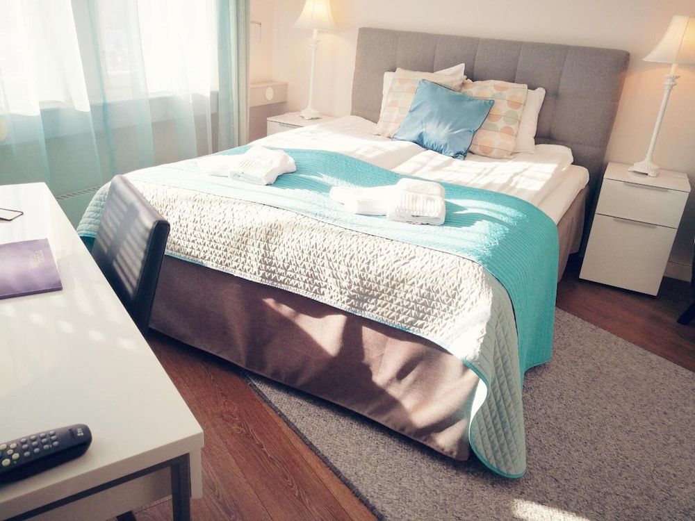 Hotell Stella Standard Double Room, 1 Double or 2 Twin Beds, Non Smoking 6