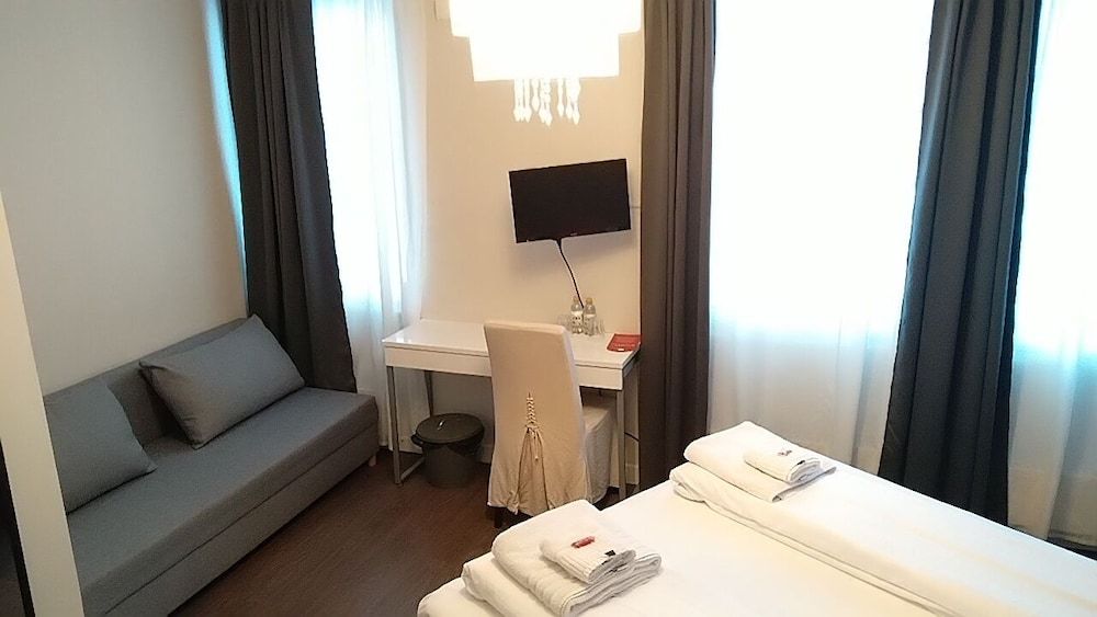 Hotell Stella Standard Double Room, 1 Double or 2 Twin Beds, Non Smoking 14