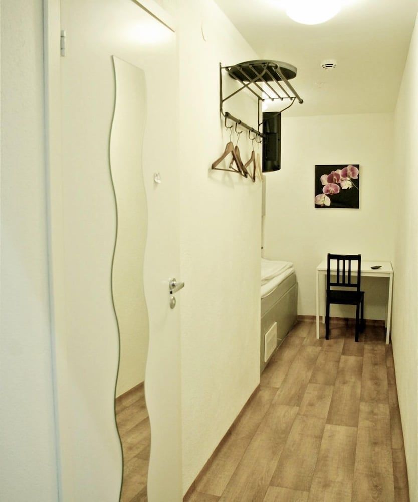 Hotell Centralstation Single Room, Private Bathroom (No Windows) 5