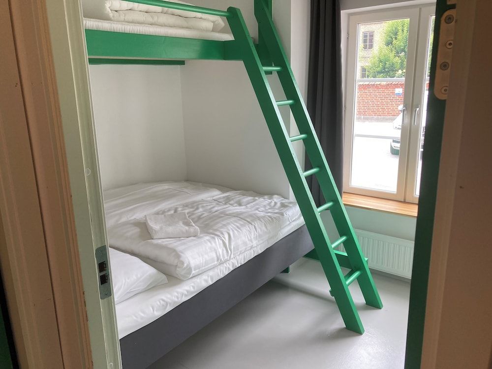 Winstrup Hostel Minihotel, small double room 3