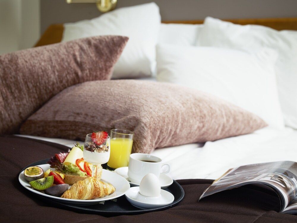 Room service - dining