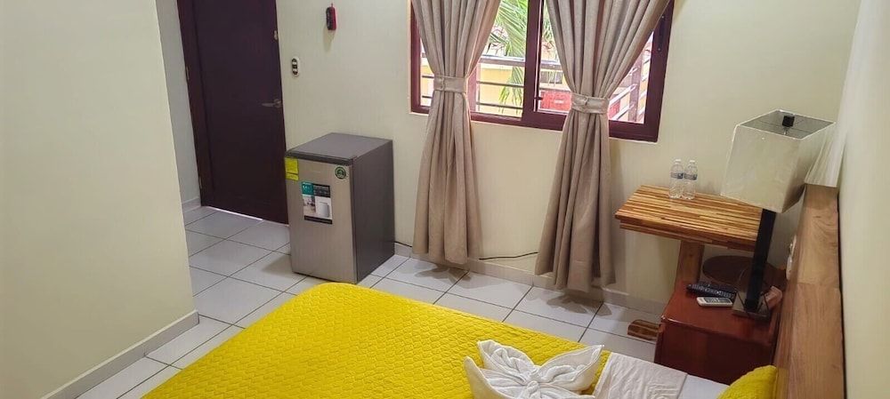 Classic Single Room, Garden View