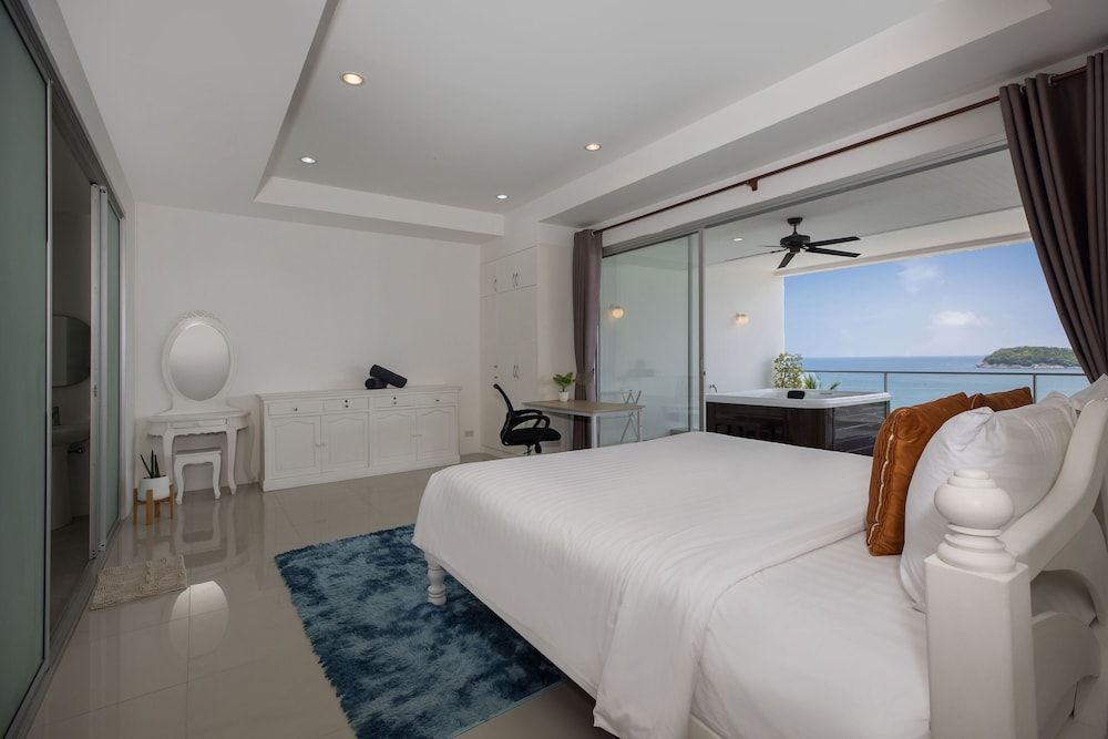 Ocean View Jacuzzi 3BR Kata Penthouse