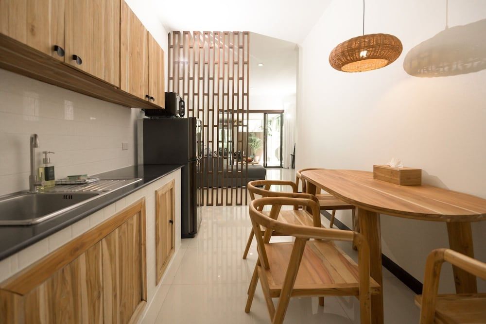 Green Garden Villa Hotel Deluxe Villa, 2 Bedrooms, Pool View 5