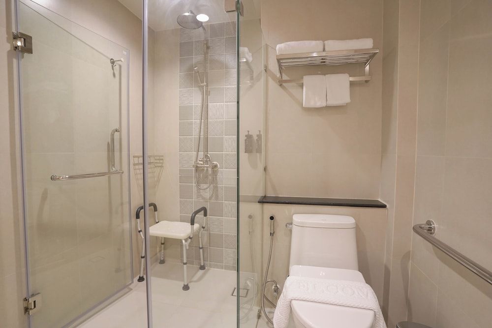 The Kite Hotel Bangsaen by Koko Standard Room, Accessible 6