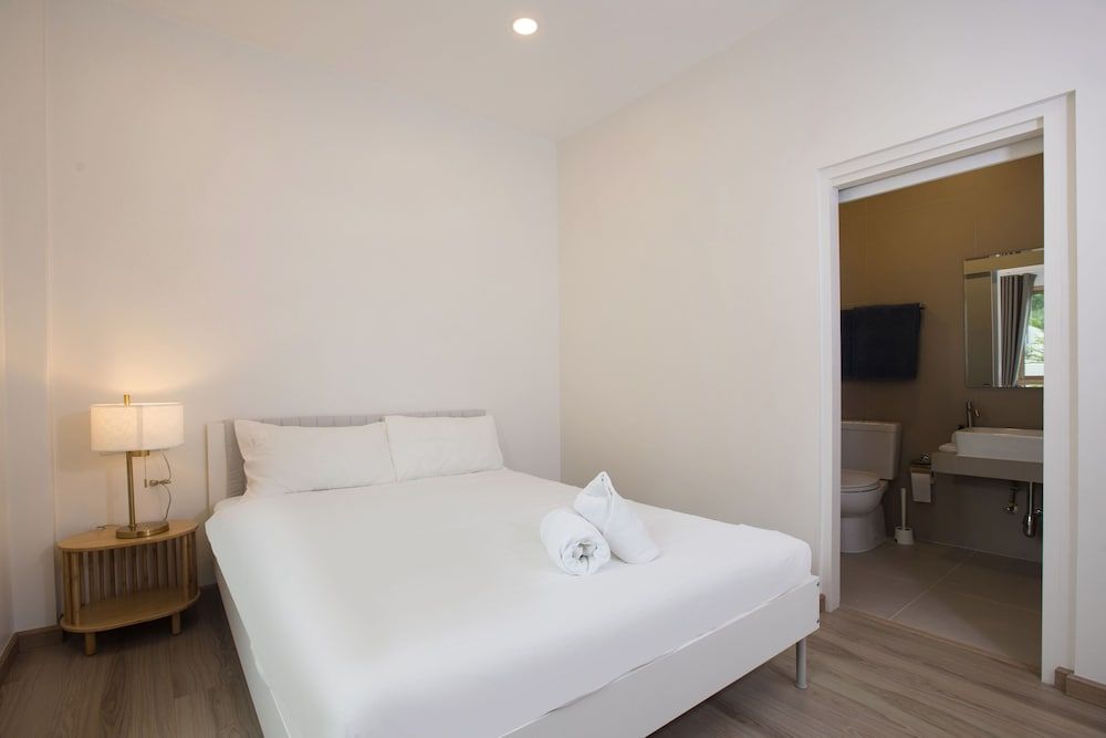 Design Villa, 2 Bedrooms, Pool View