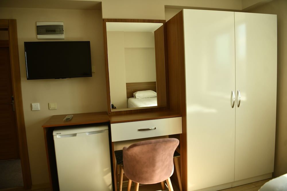 Basic Single Room