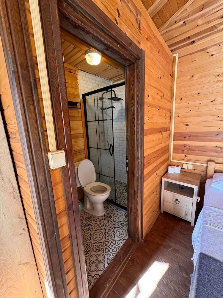 family motel bungalov Room, Pool View 9