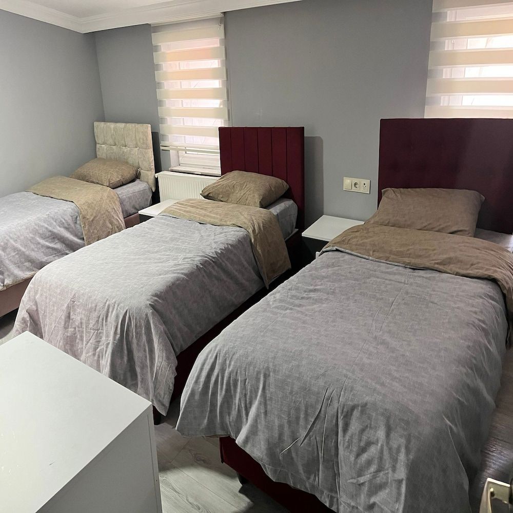 Basic Triple Room