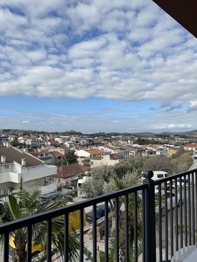 KUCA URLA Standard Double Room 8