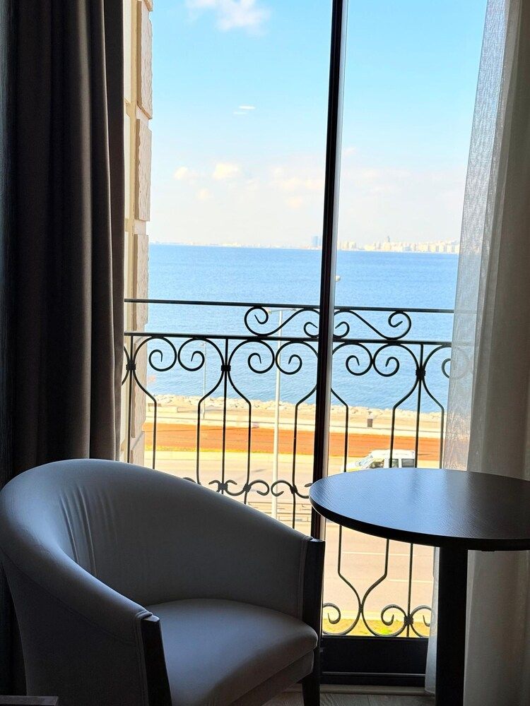 Deluxe Twin Room, 2 Twin Beds, Sea View