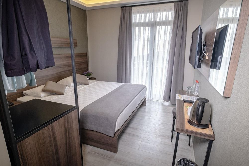 Çandarlı Resort Otel Deluxe Room 2
