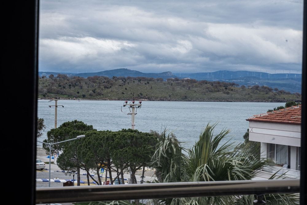 Çandarlı Resort Otel Deluxe Room 5
