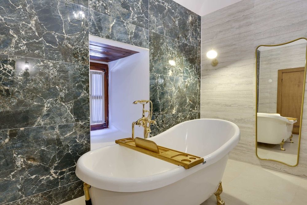 Silk Road Museum Hotel Premium Room 13