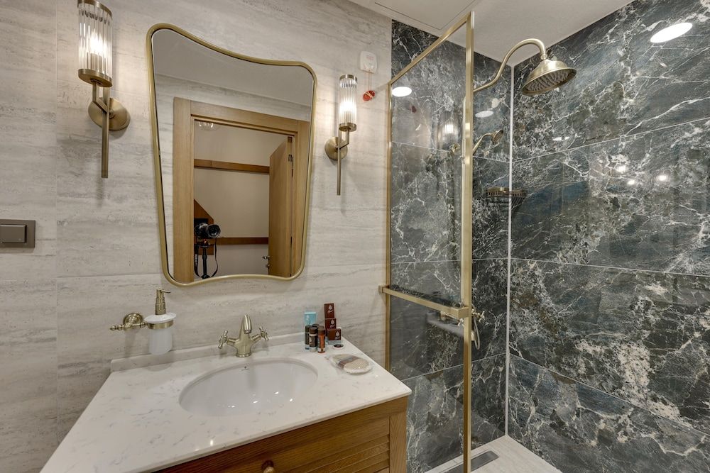 Silk Road Museum Hotel Deluxe Single Room 4