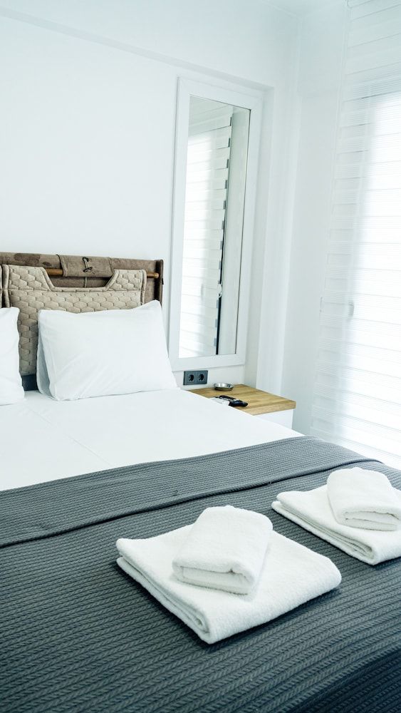 Port Marmaris Rooms Deluxe Double Room, Balcony, City View 10