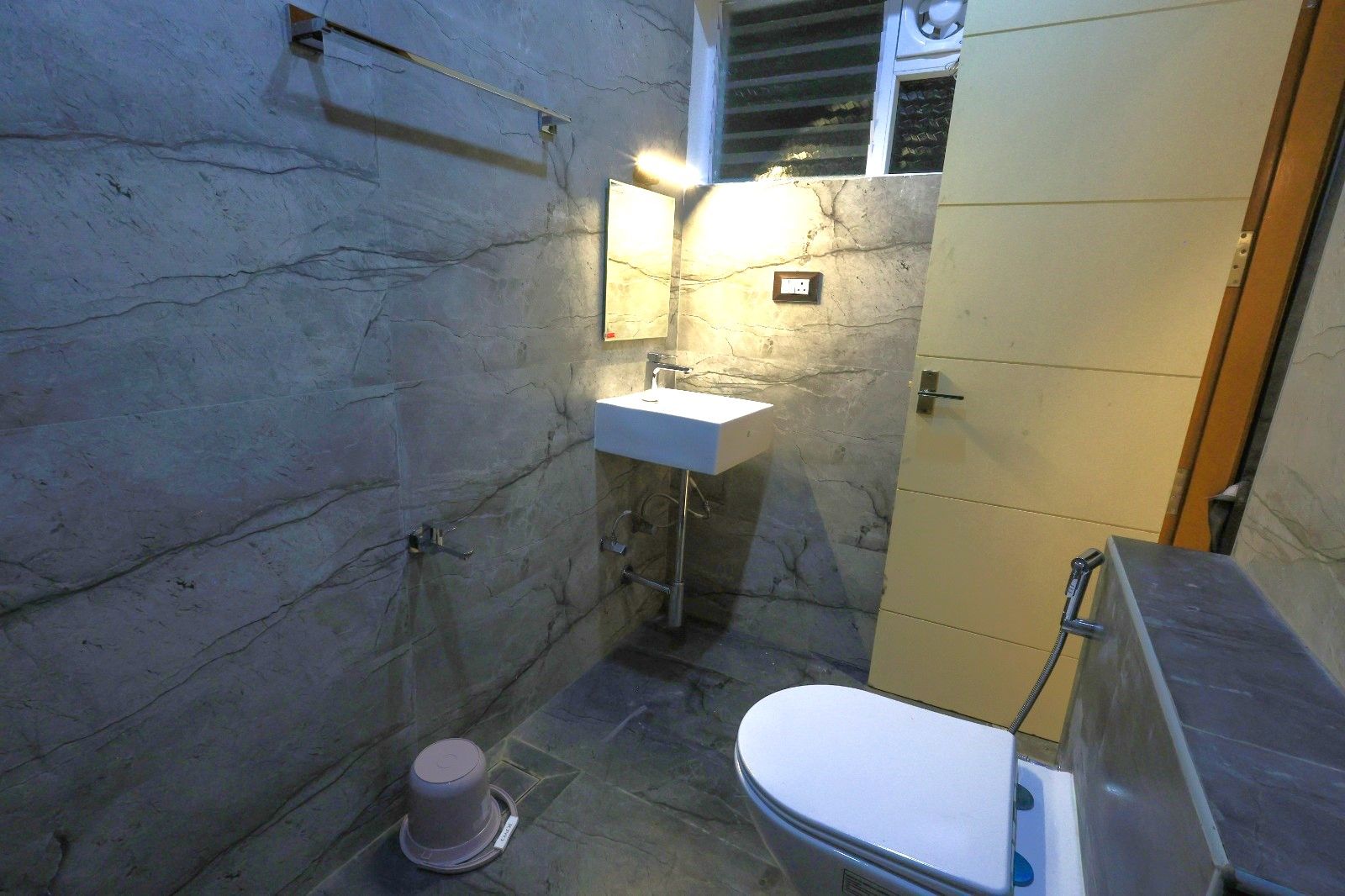 Ozone Hill Resorts Executive Room 8