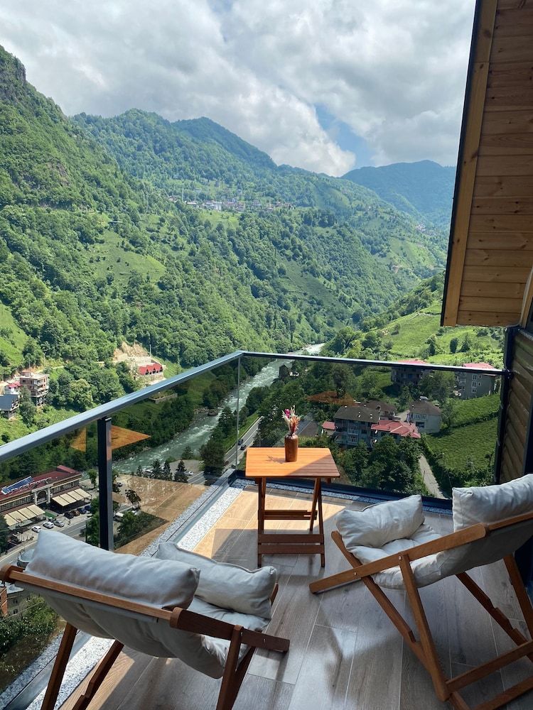 Valent Suit Bungalov