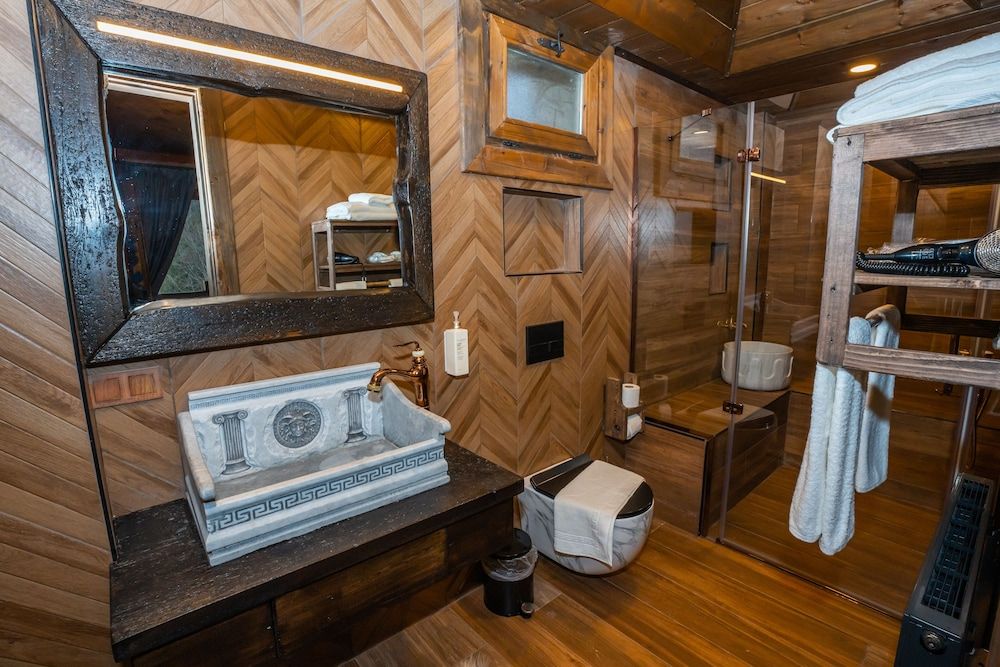 Bi Abant Masali Village Hotel Family Quadruple Room 8