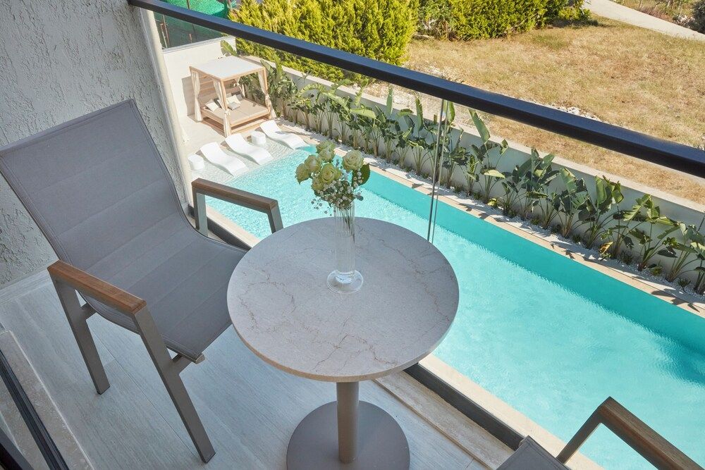 Superior Double Room, Balcony, Pool View