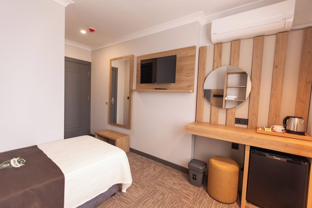 Hotel Milano Standard Single Room, Sea View 3