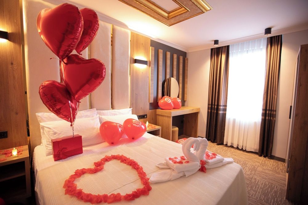 Hotel Milano Deluxe Studio Suite, Sea View 6