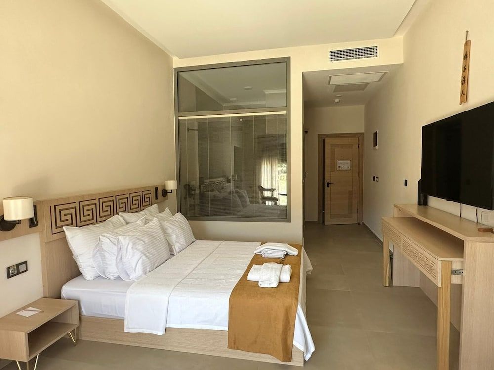 Etruscan Boutique Hotel Classic Double Room, Garden View 3