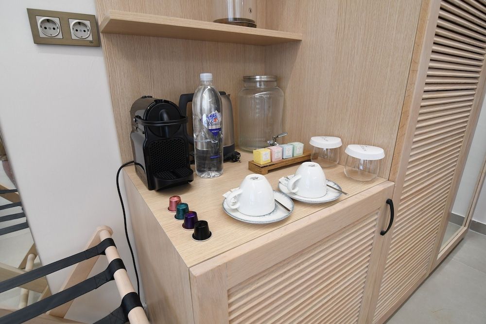 Etruscan Boutique Hotel Deluxe Double Room, Pool View 3