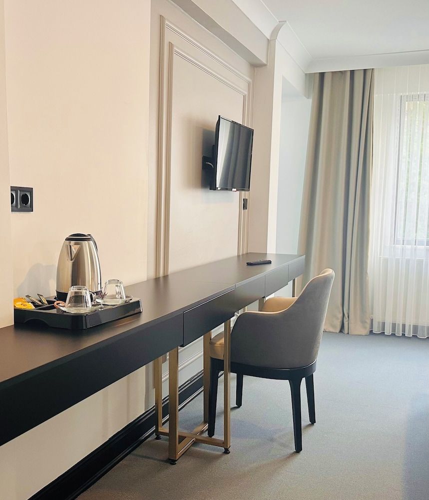 BLESS YOU HOTEL Standard Triple Room 4