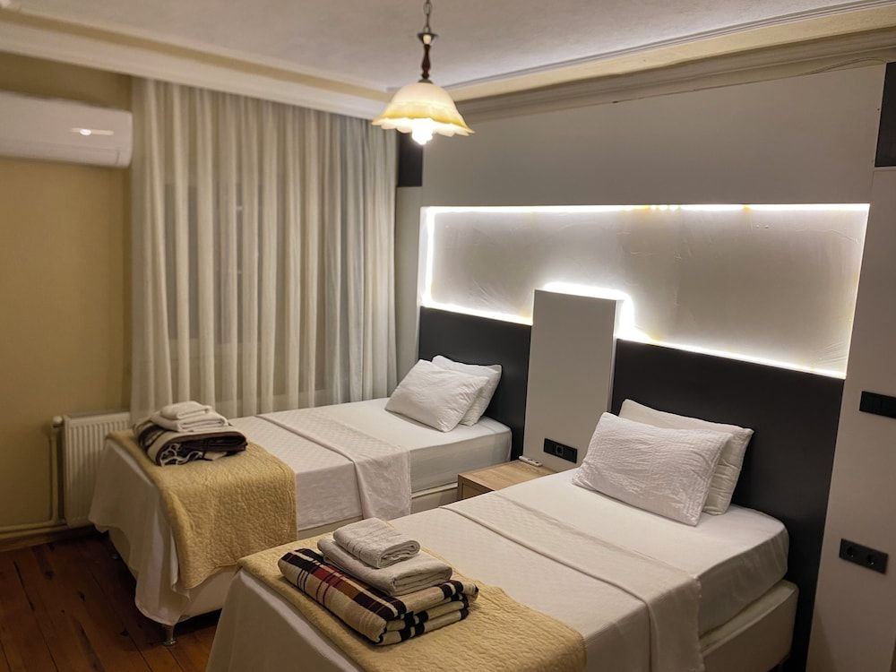 Alida Home Comfort Apartment, Garden View 13