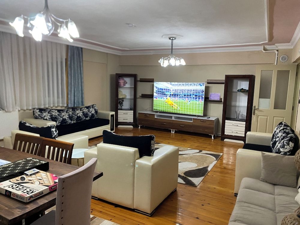 Alida Home Comfort Apartment, Garden View 28