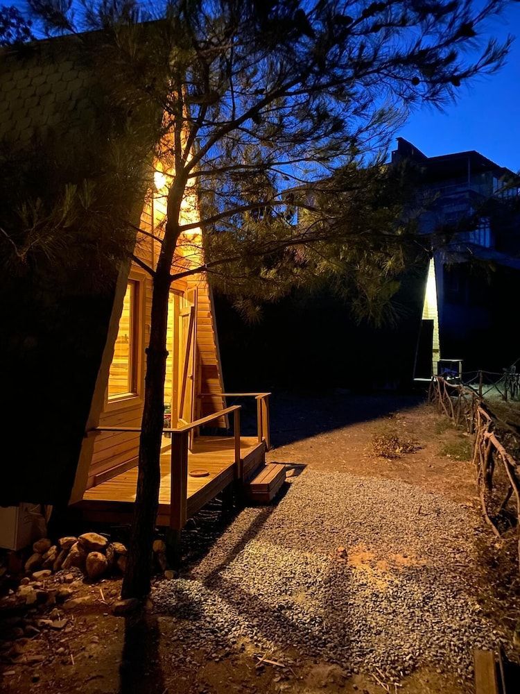 The Lion Inn Kazdağları Bungalow, Mountain View 3