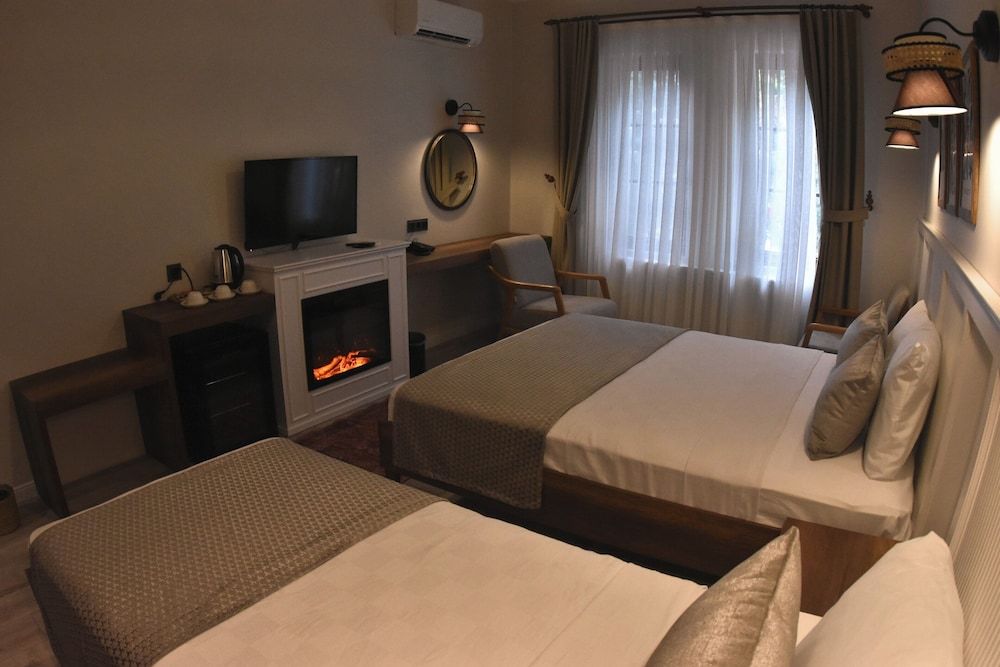 Amasya Atabey Konağı Deluxe Quadruple Room, Multiple Beds, River View 2