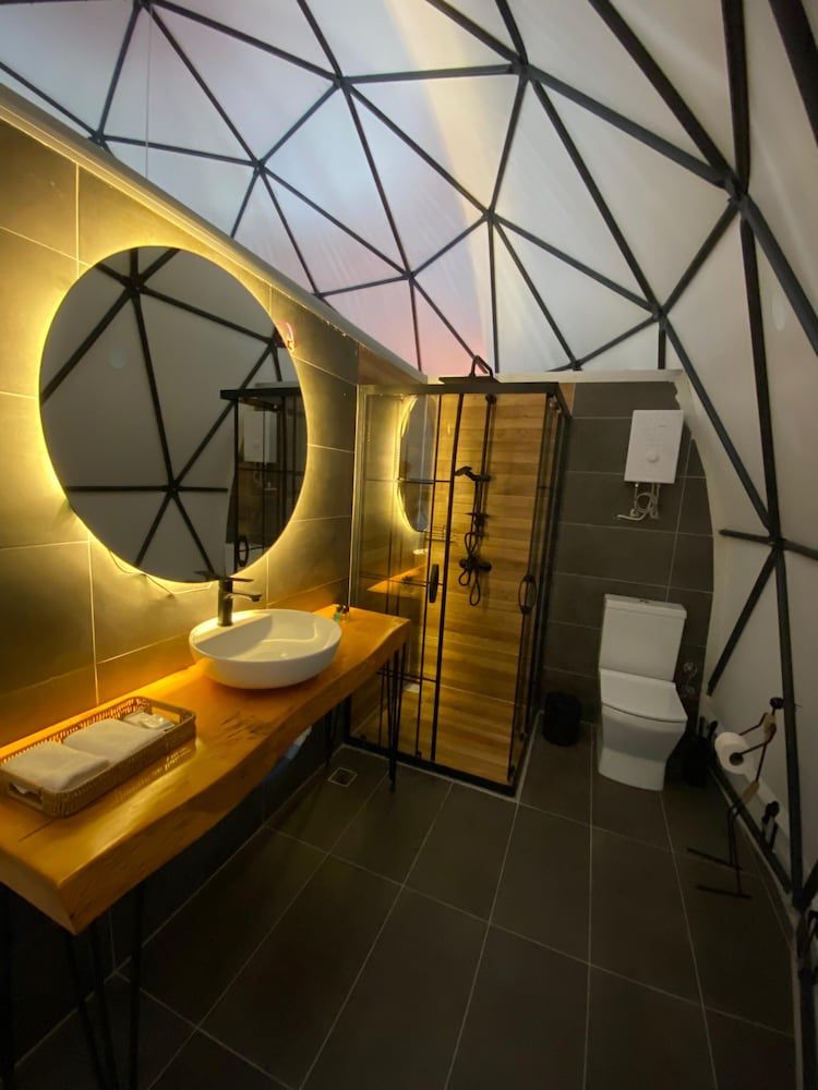 EVALAND GLAMPING RESORT Deluxe Suite, Valley View 5