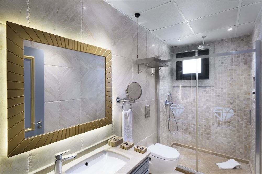 FIVE DIAMONDS HOTEL Standard Double Room 4