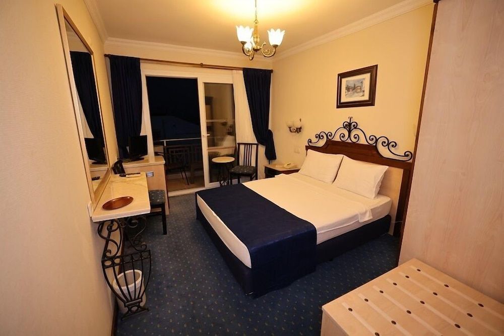 Sirius Mi Hotel Gumuldur Standard Room Balcony Land View