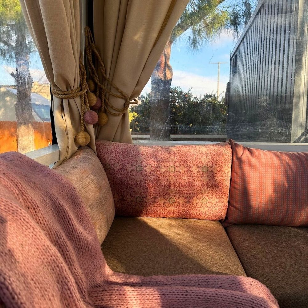 Mona Glamping Caravan Suites Romantic Mobile Home, Garden View 14