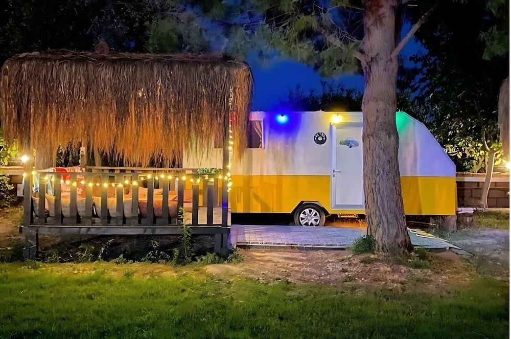 Standard Mobile Home, 1 Queen Bed with Sofa bed, Garden View