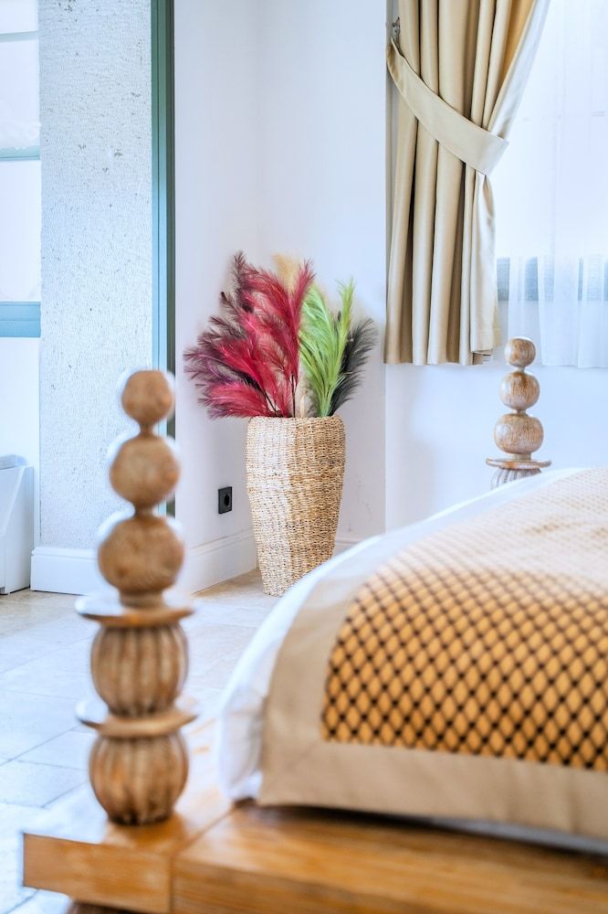 Traditional Triple Room, 1 Bedroom, Non Smoking, City View