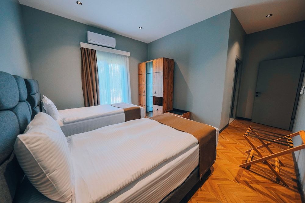 THE GREEN PARK SAPANCA Family Villa, Private Pool, Partial Lake View 5