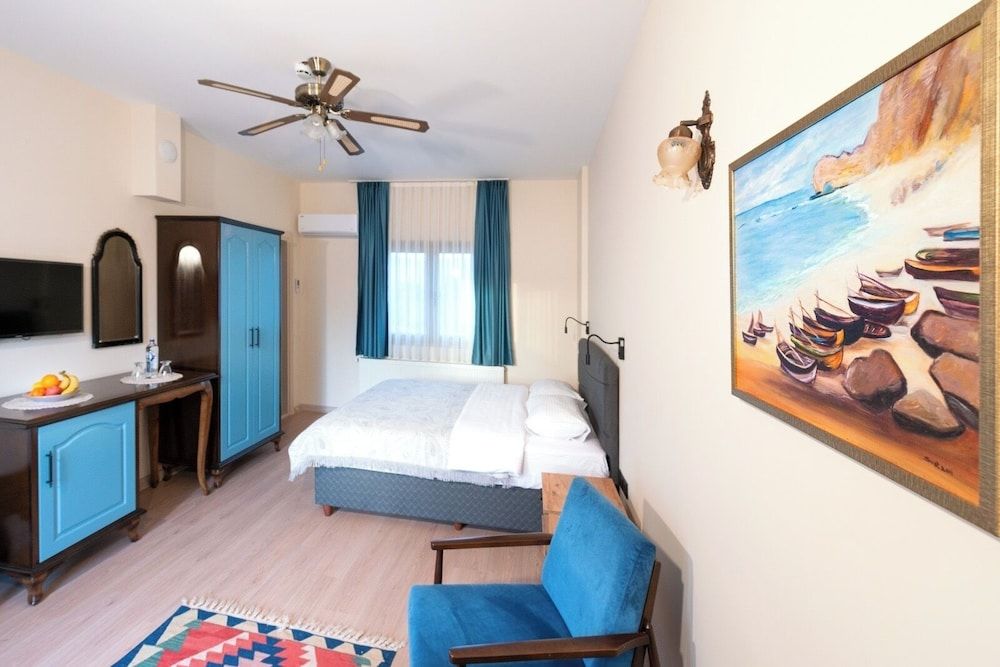 Urla Köstem Müze Otel Double Room, Garden View 7