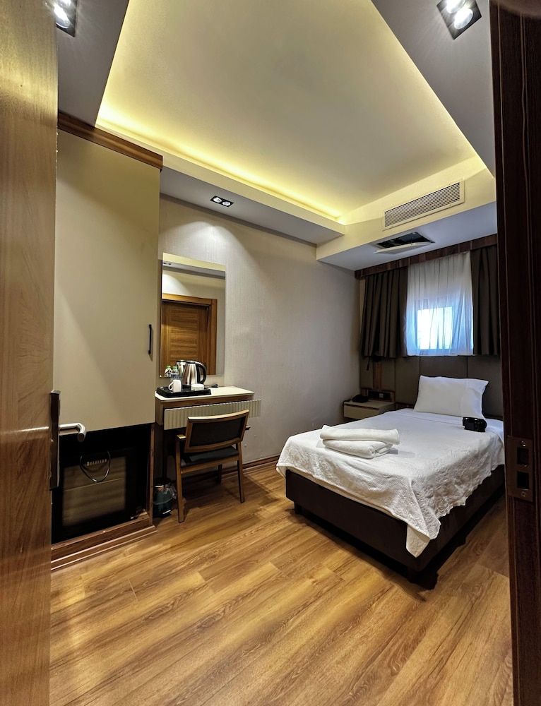 Basic Single Room