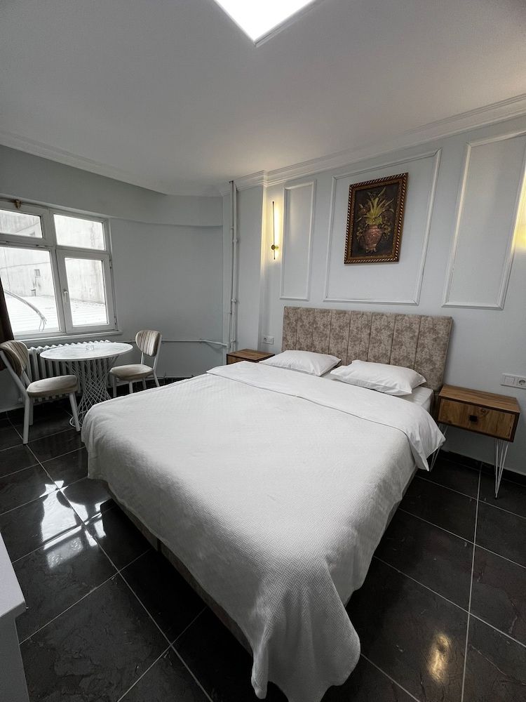 Varna Hotel Basic Double Room, City View 2