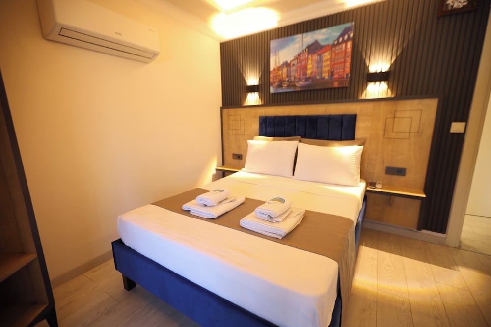 Emek Pansiyon Deluxe Quadruple Room, 2 Bedrooms, Sea View 4